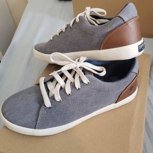 Sperry boys shoe